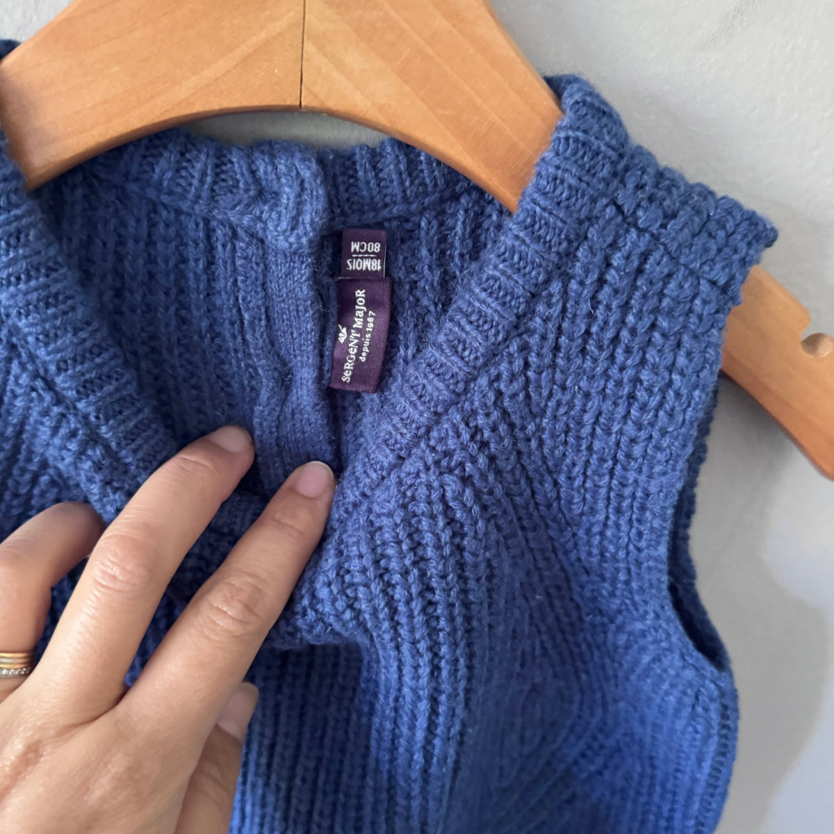 Sergent Major / Blue knit vest / 18M