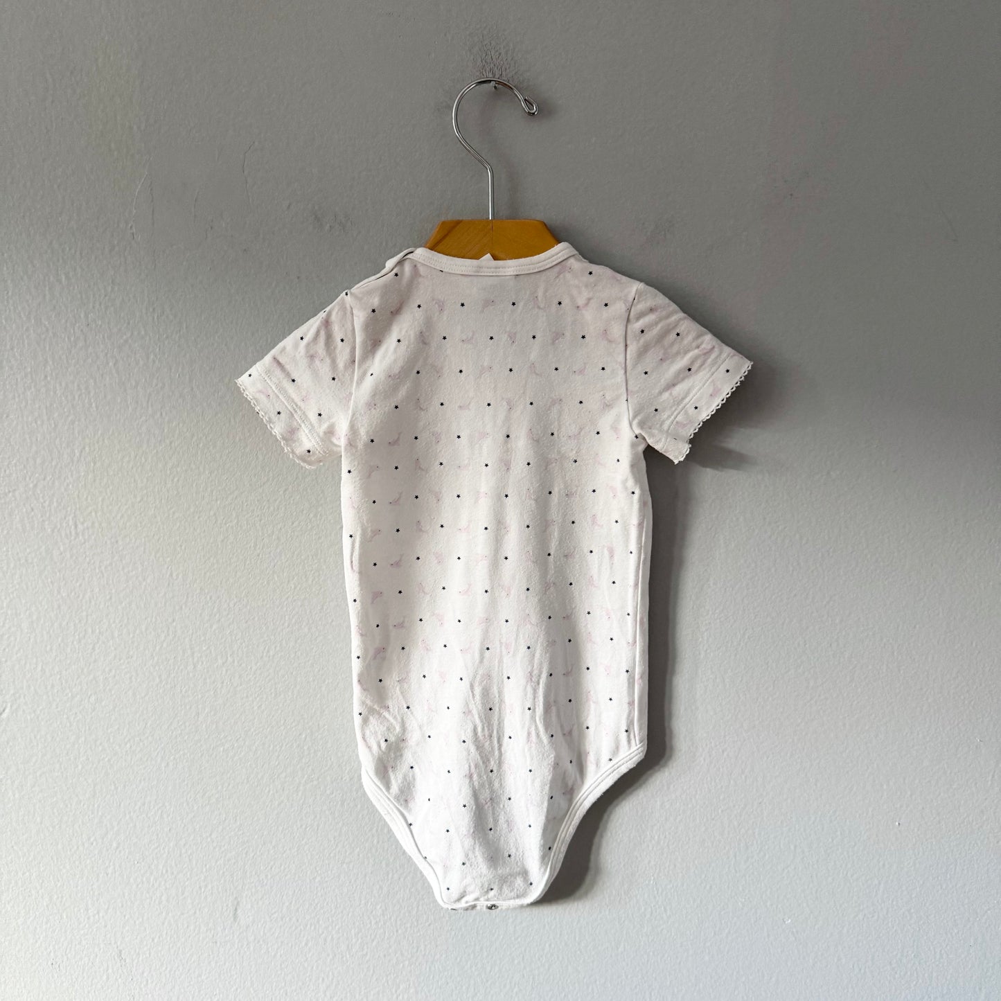 Sanetta / White x pink dolphin onesie / 12M(80)