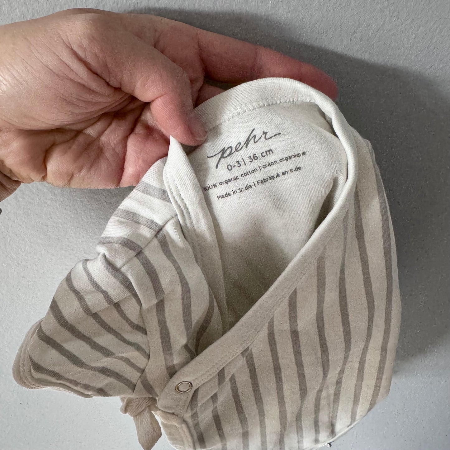 Pehr / Stripe onesie / 0-3M