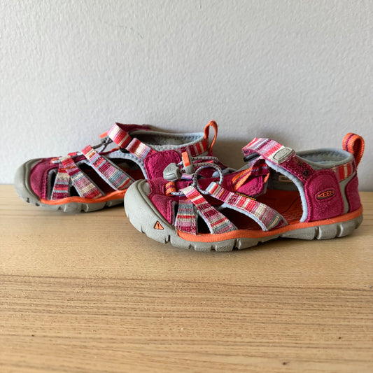 Keen / Sandals / US11