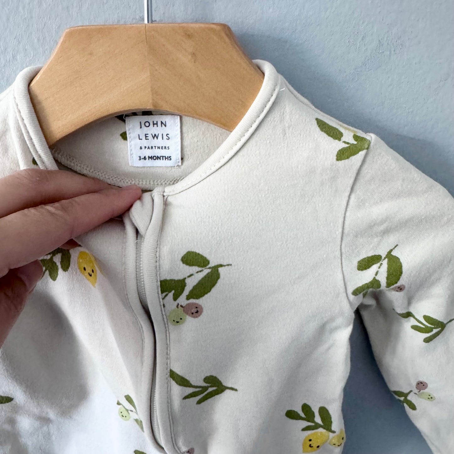 John Lewis / Beige x olive romper / 3-6M