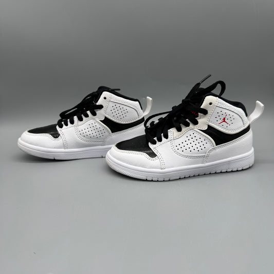 Nike / Jordan / Running Shoes / US11