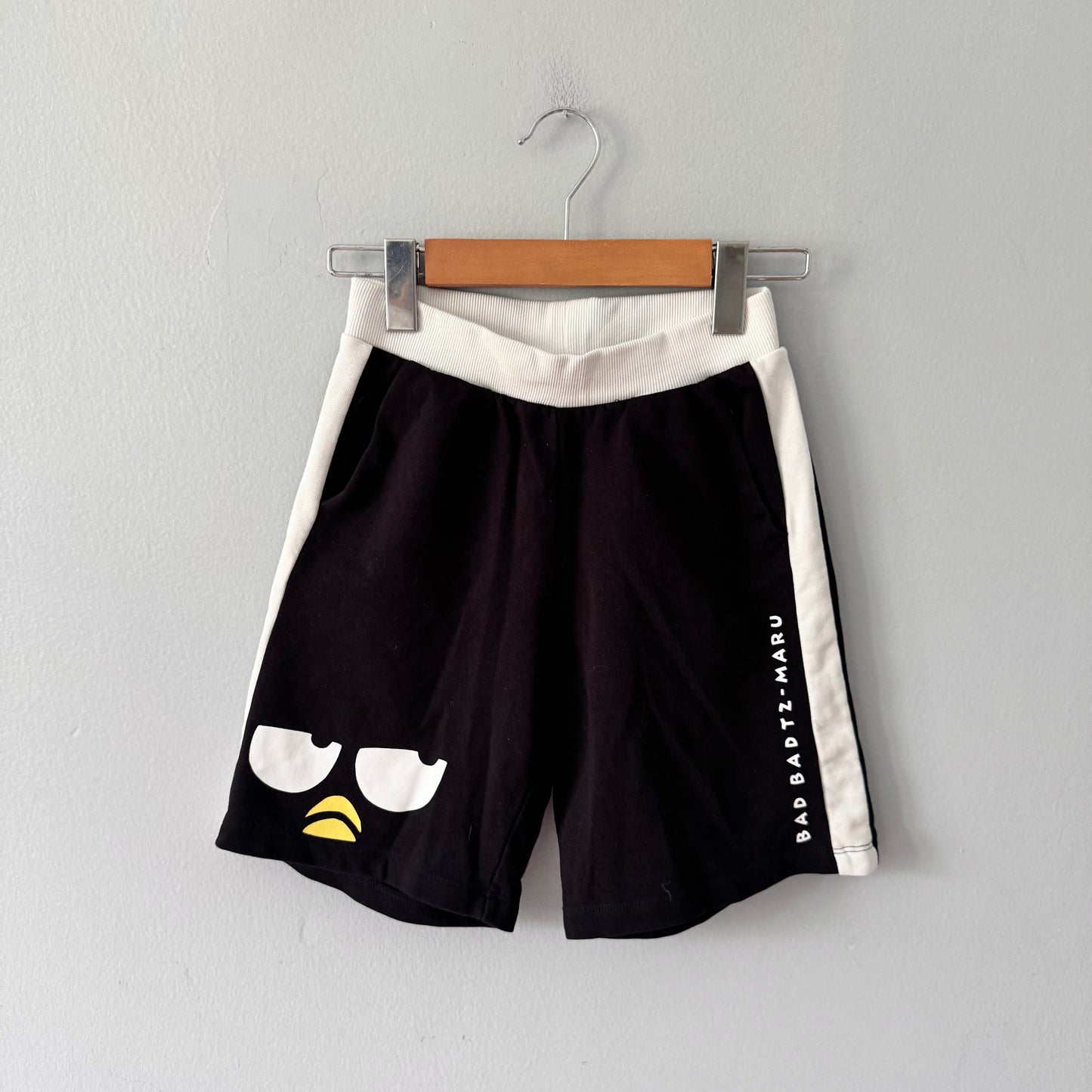 H&M x Sanrio / Bad Badtz maru shorts / 7-8Y
