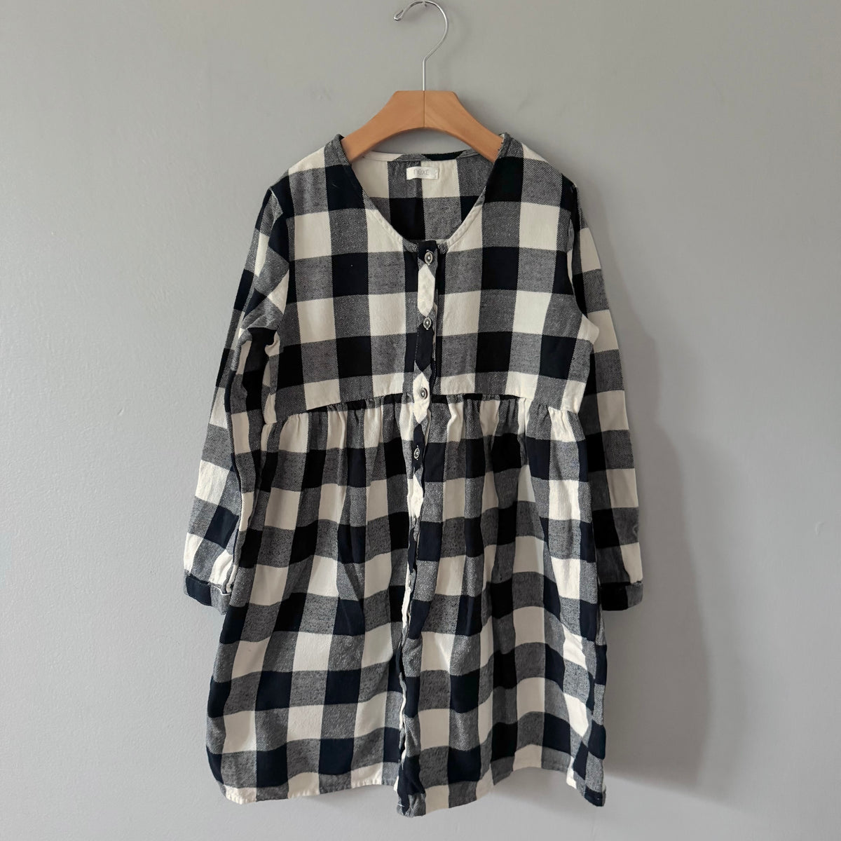 Next / White black flannel dress / 10Y
