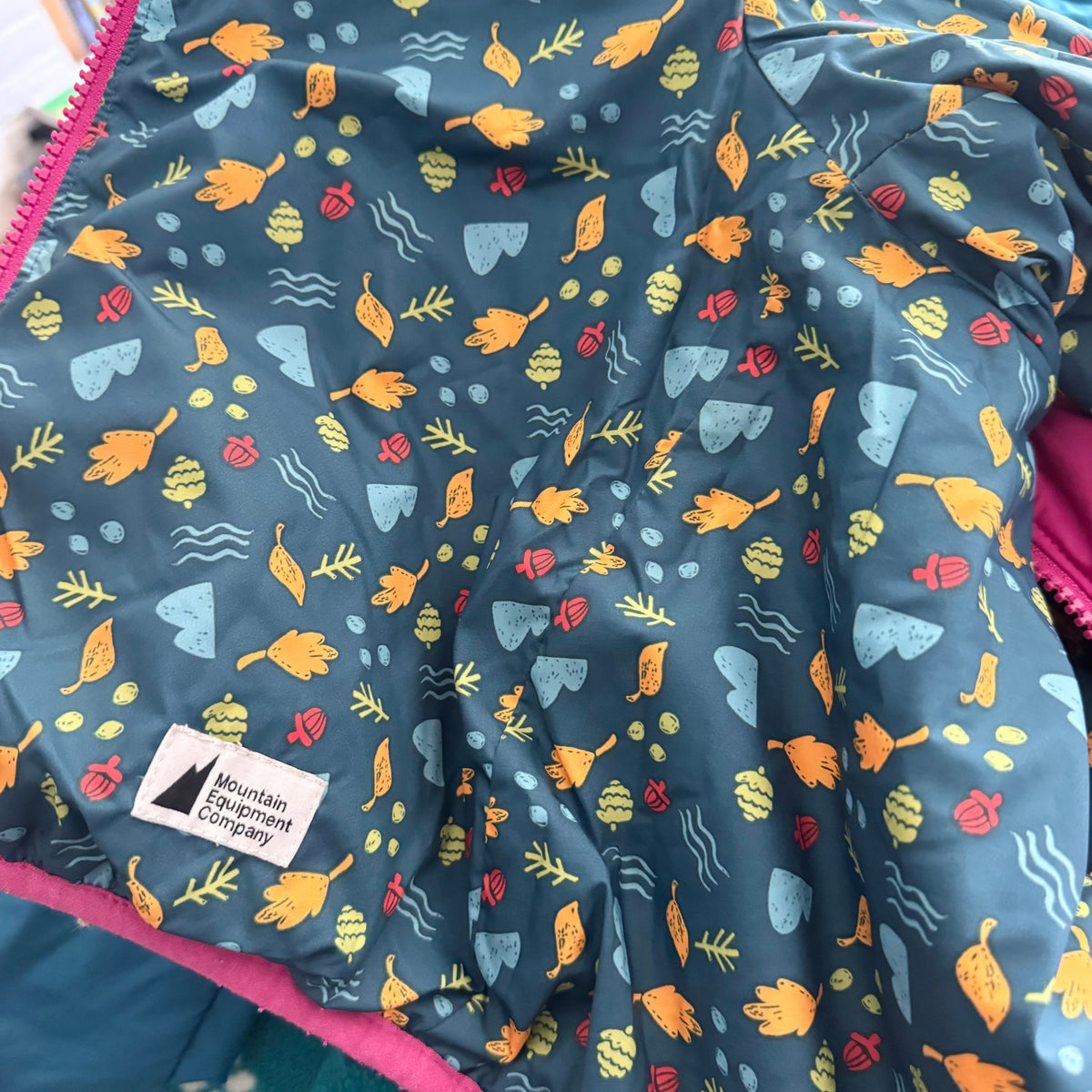 Mec / Pink x green light puffer jacket / 18M