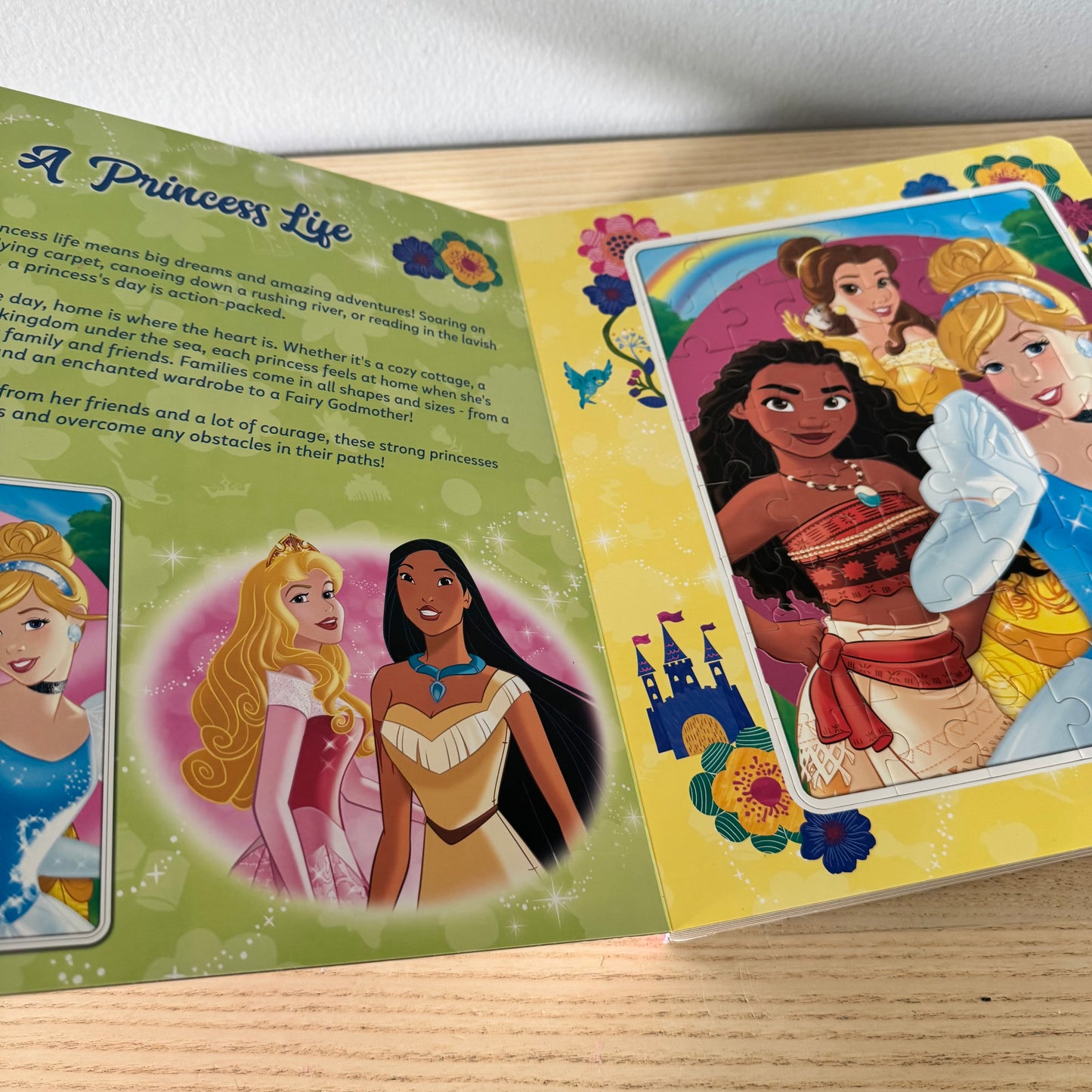 Disney Princess - Fantastic Puzzle Pages