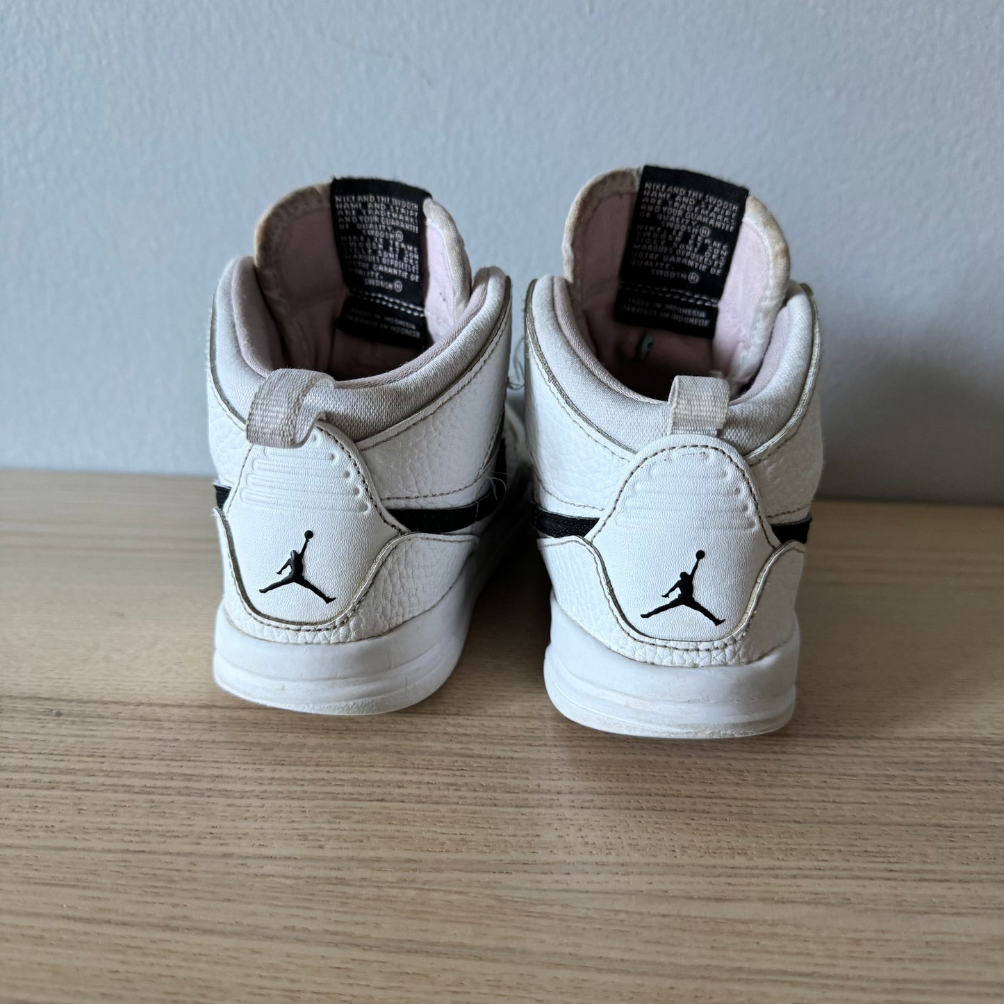 Nike / Sneaker / US10