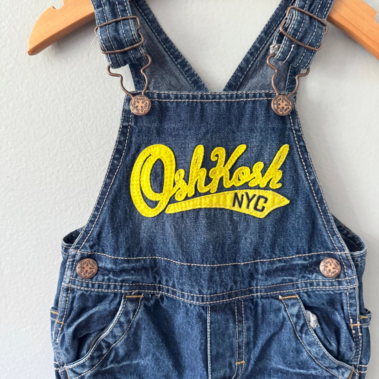 Oshkosh / Overalls / 24M