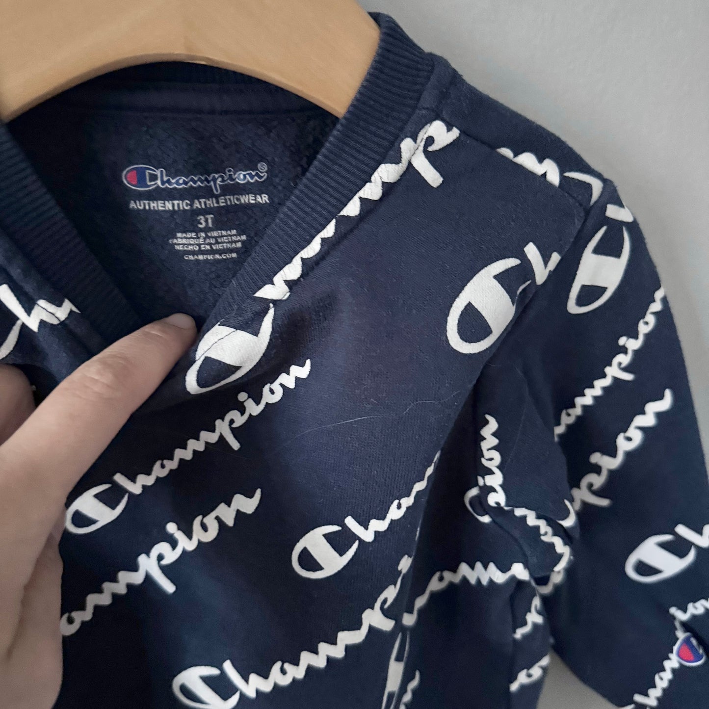 Champion / Navy x logo sweatshirt / 3T