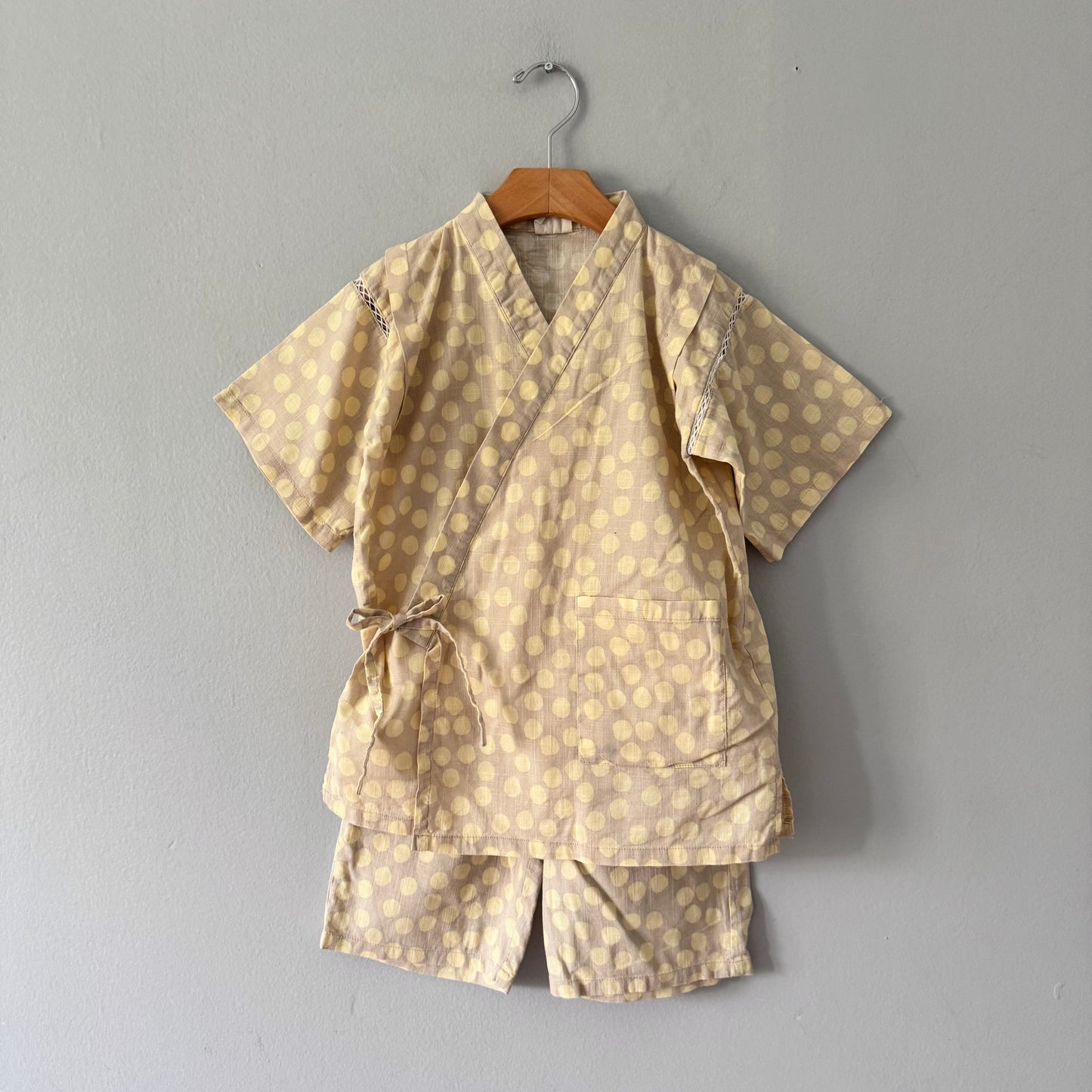 No brand / Beige x yellow dots jimbei(summer kimono) / 7Y