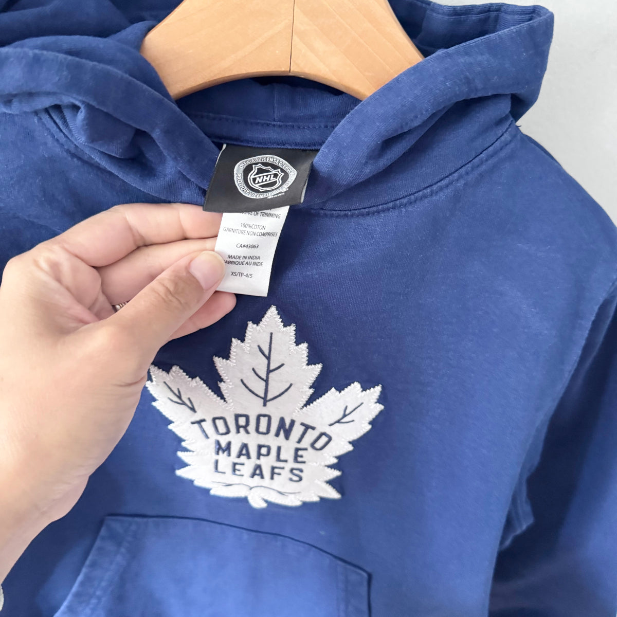 NHL / Toronto Maple Leafs hoodie / 4-5Y