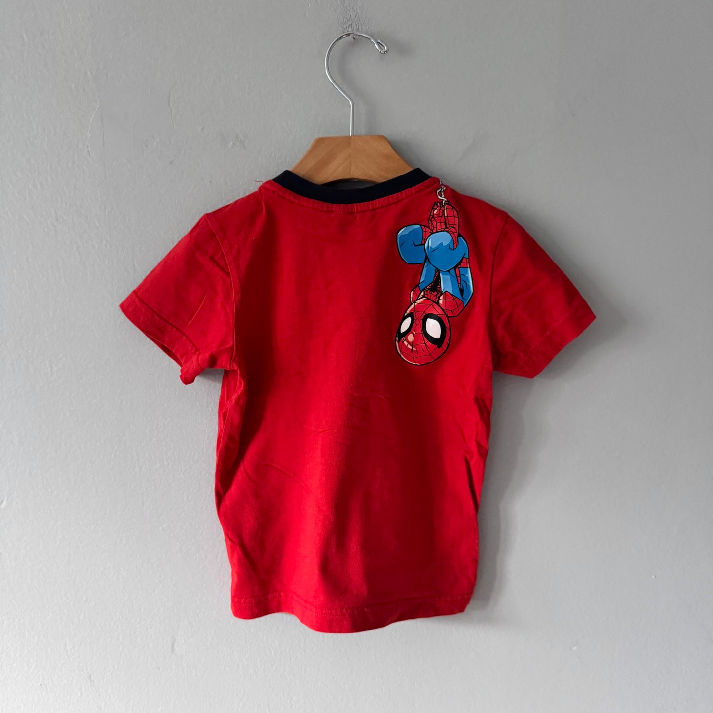 Adidas x Marvel / Red T-shirt / 18-24M