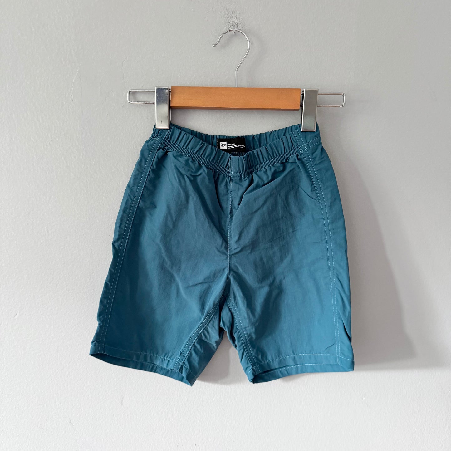 Mec / Blue nylon shorts / 7Y
