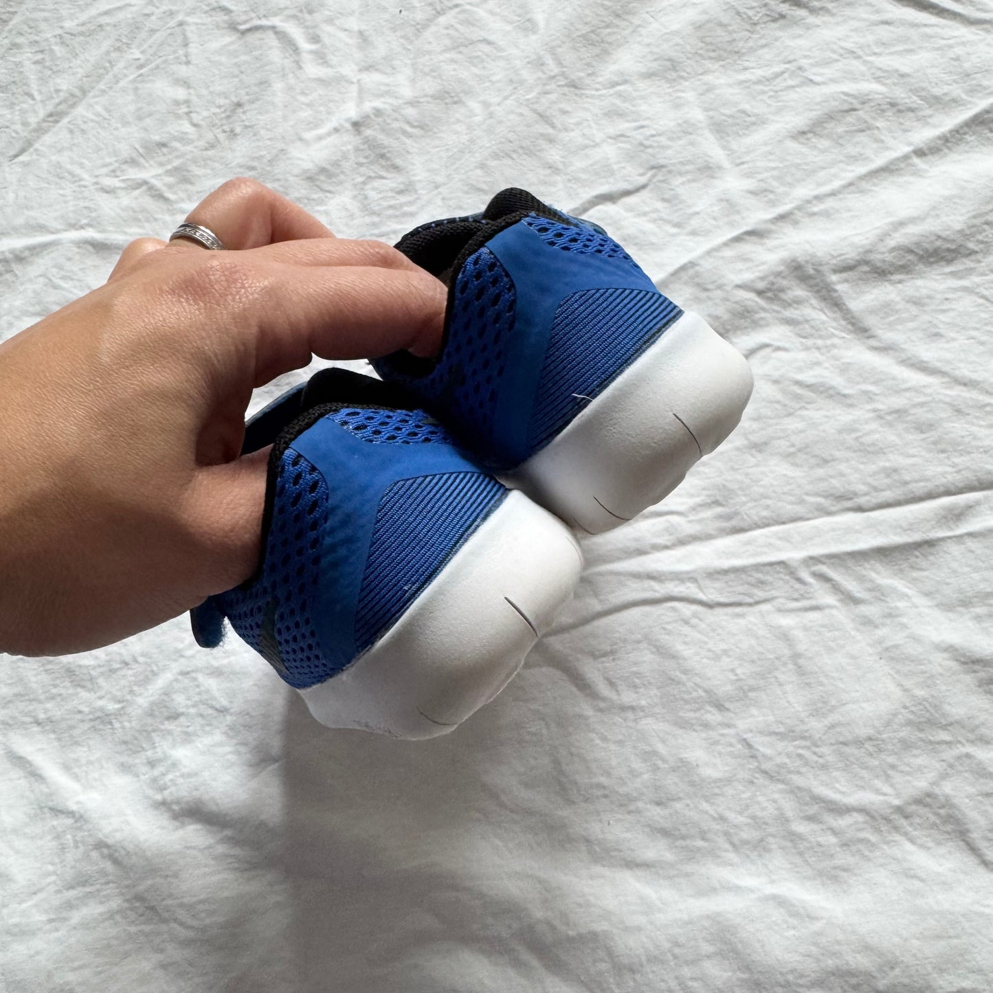 Nike / Running Shoes / US7