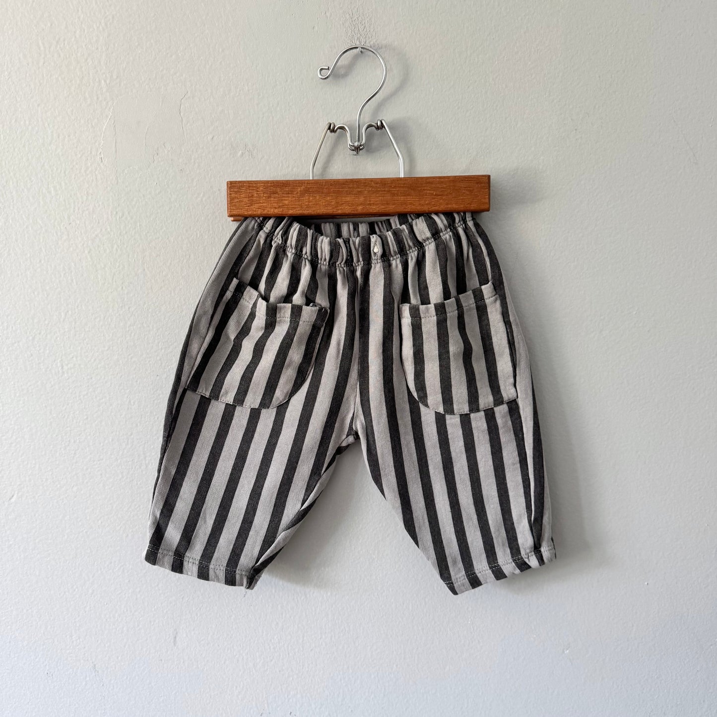 Zara / Grey stripe sweatpants / 9-12M