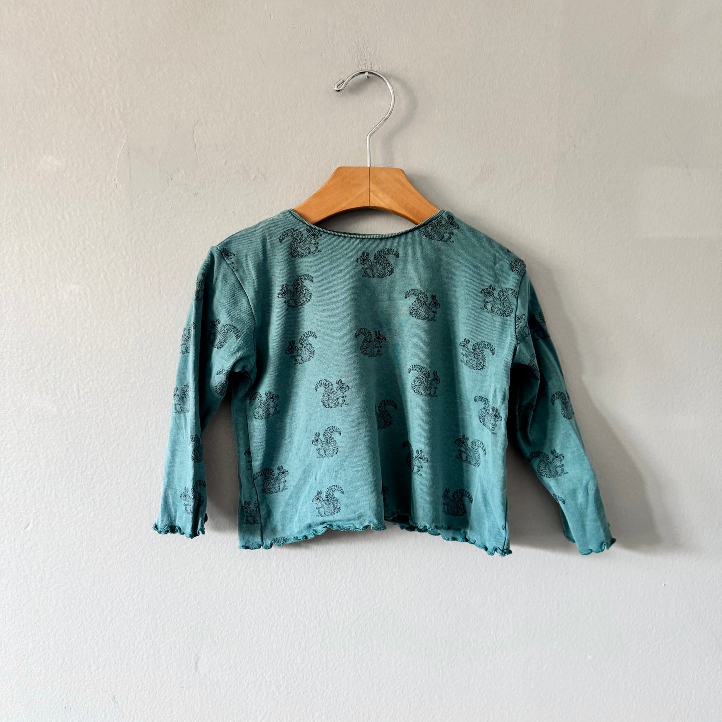 Zara / Haut à manches longues vert / 12-18M