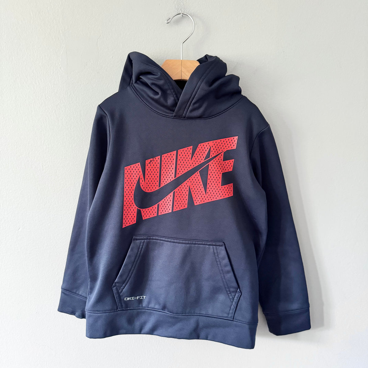 Nike / Navy dri-fit hoodie / 5-6Y