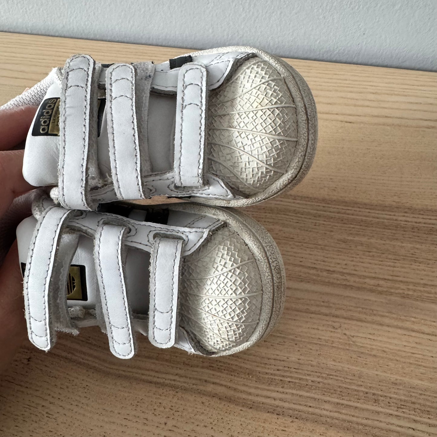 Adidas / Superstar blanc x noir / US5 1/2
