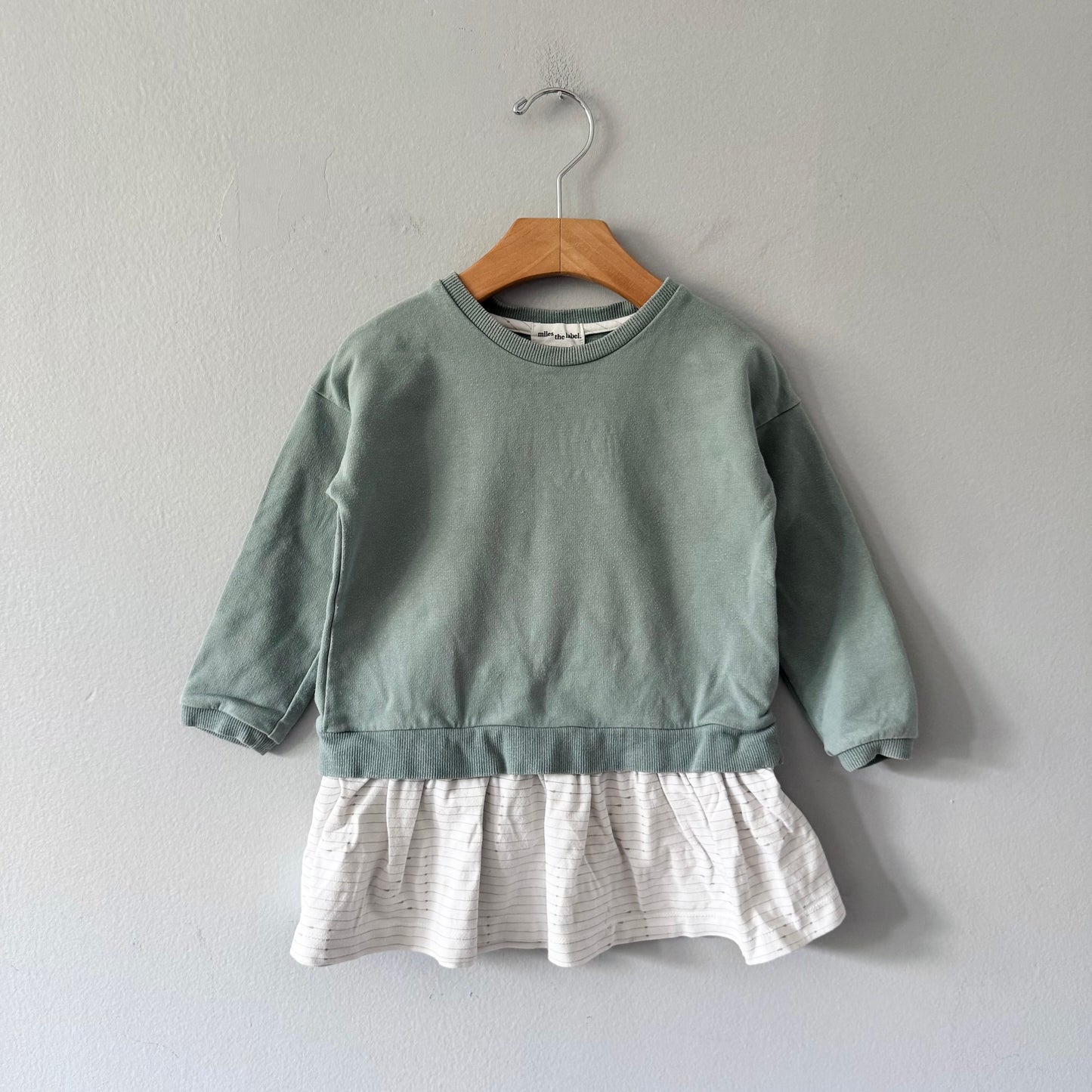 Miles the label / Green crew dress / 2Y