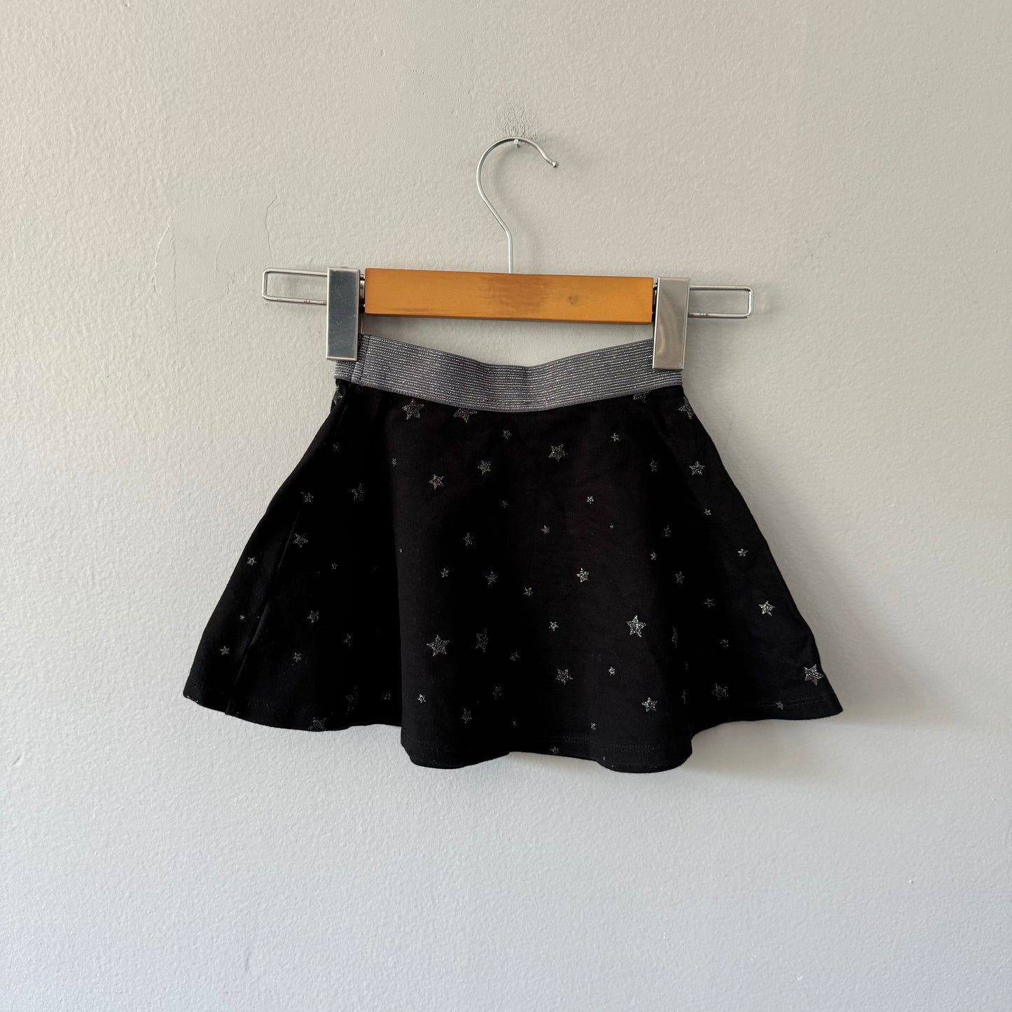 Gap / Black, star cotton x modal skirt / 6-7Y