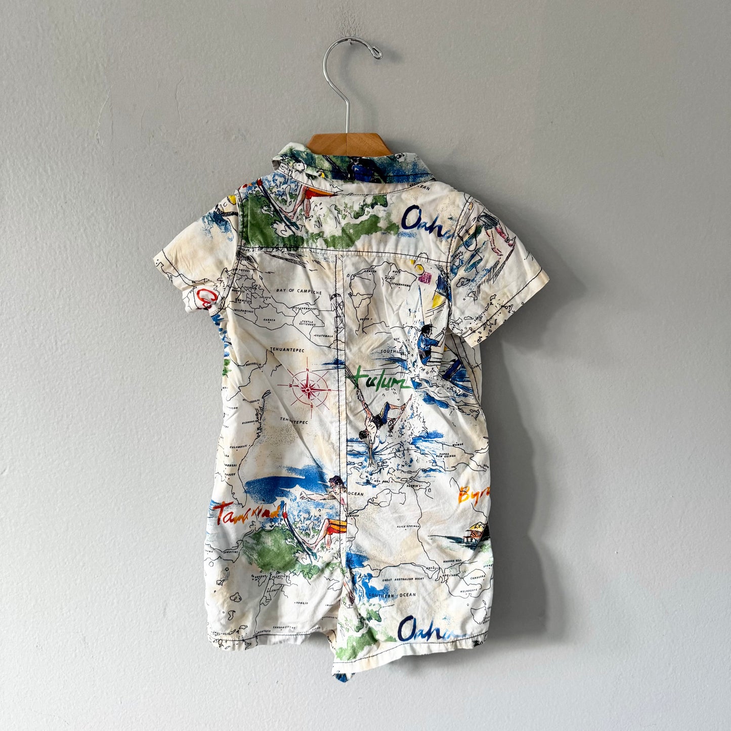 Grenouillère chemise à manches courtes Gap / Map / 6-12M