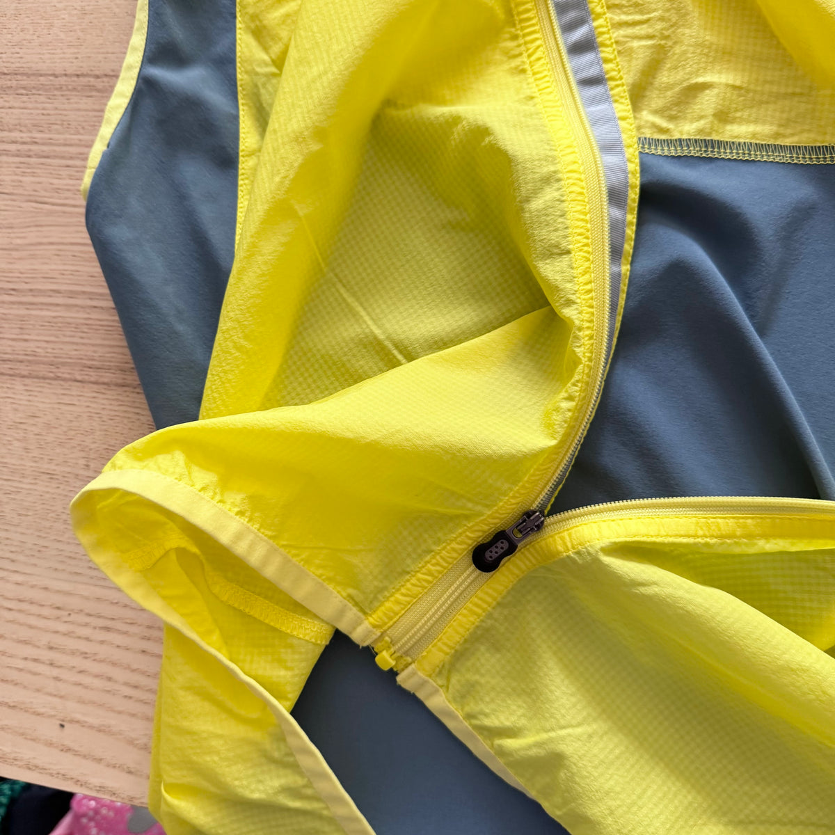 Patagonia / Yellow active vest / XS