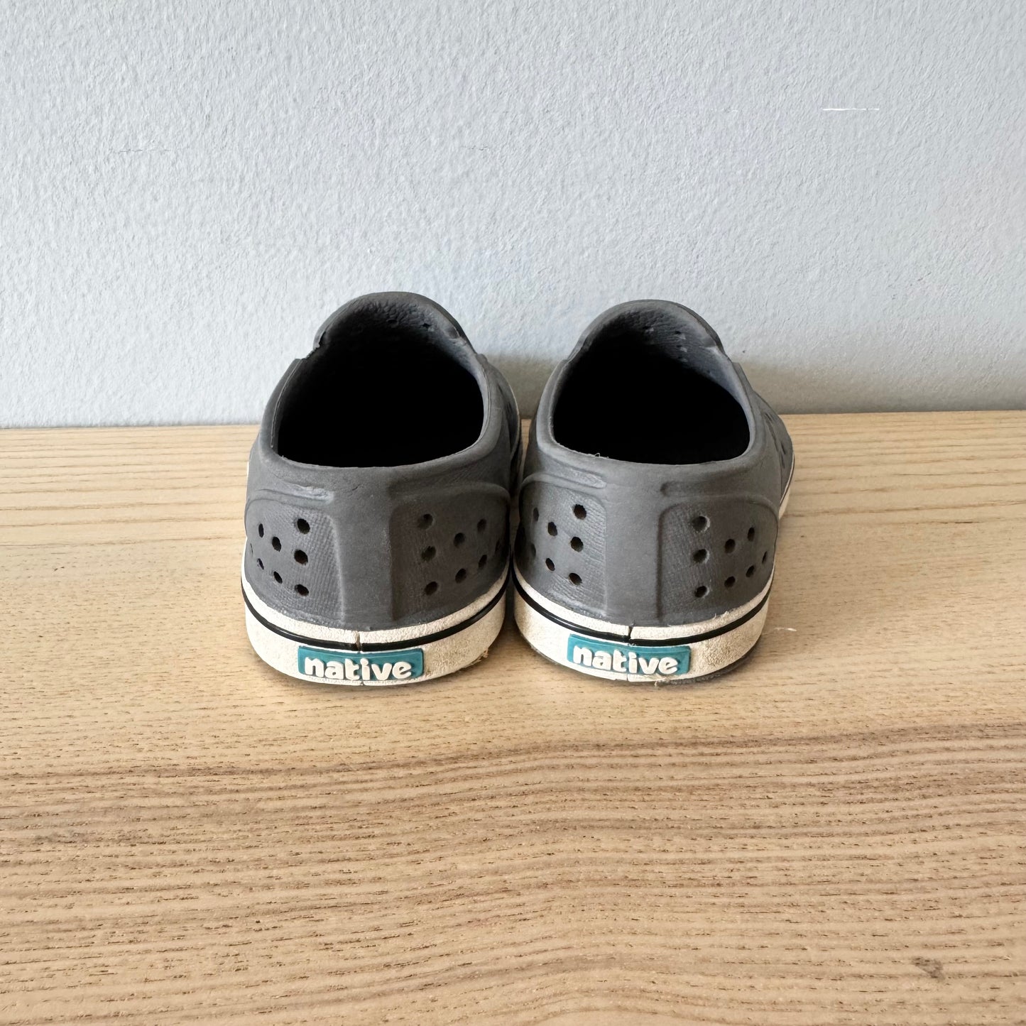 Native / Chaussures aquatiques / US6