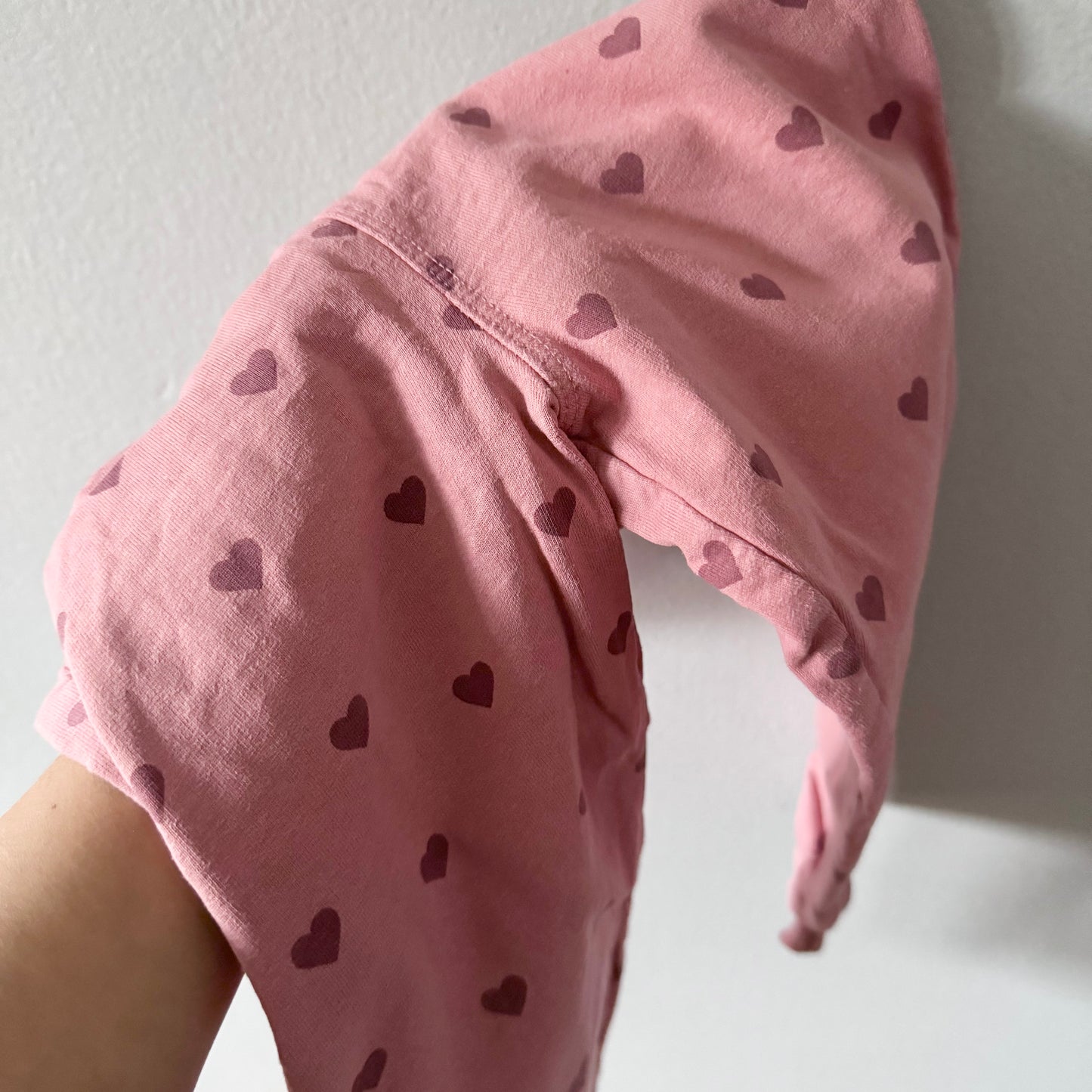 Alana / Pink x hearts sweatpants / 98(3T)