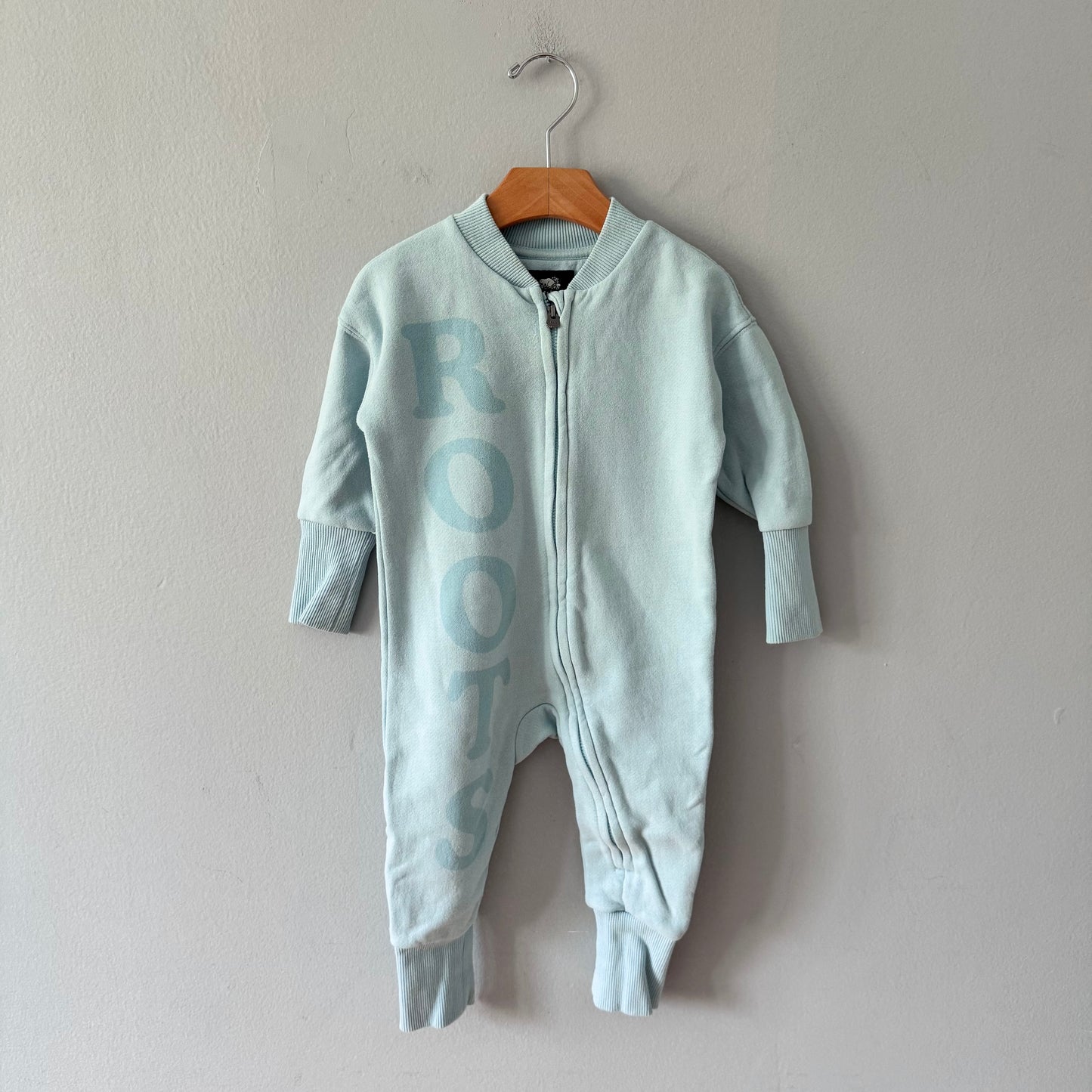 Roots / Light blue crew romper / 12-18M