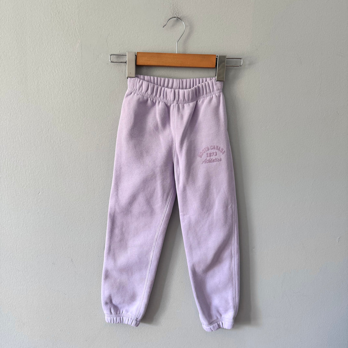 Roots / Lavender sweatpants / 5T