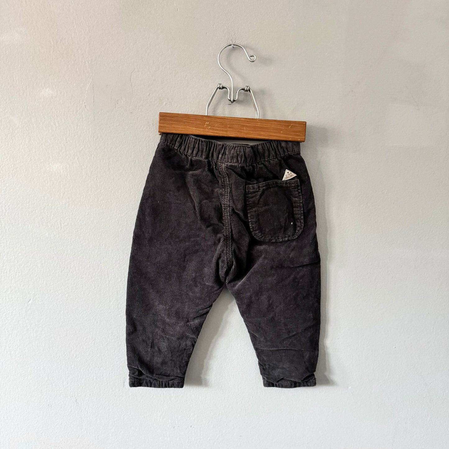 Zara / Pantalon en velours côtelé doublé / 12-18M