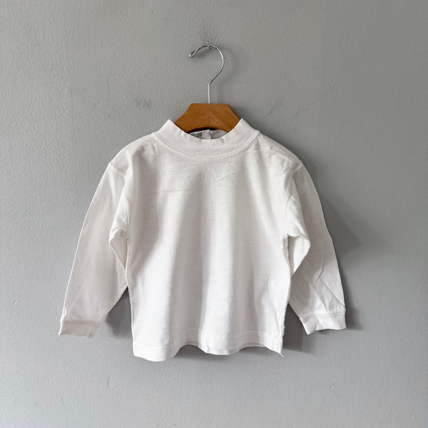 Vintage / White long sleeve T-shirt / 3Y