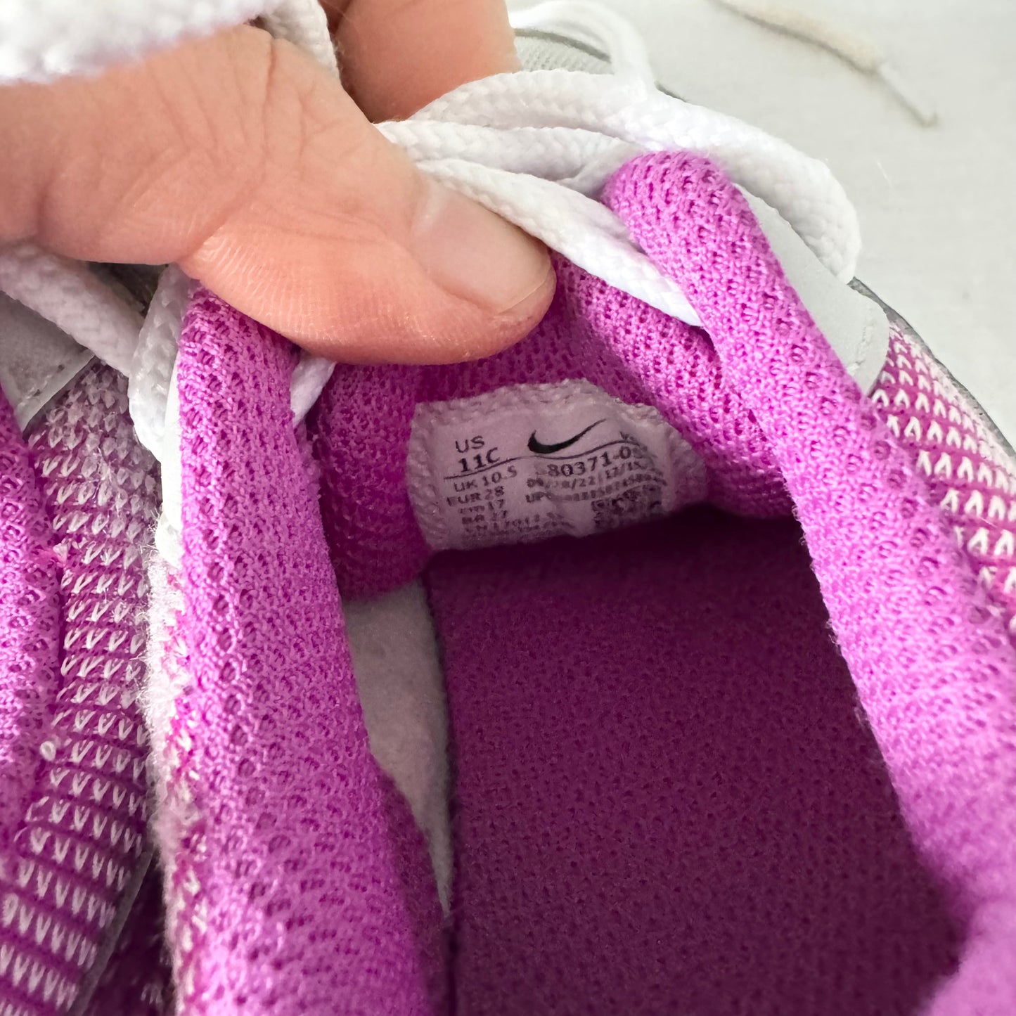 Nike / Air Max / Running Shoes / US11