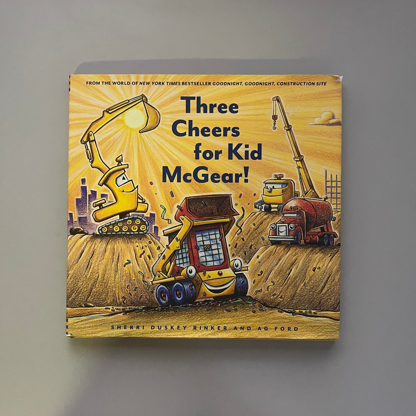 Three Cheers for Kid McGear! / Sherri Duskey Rinker