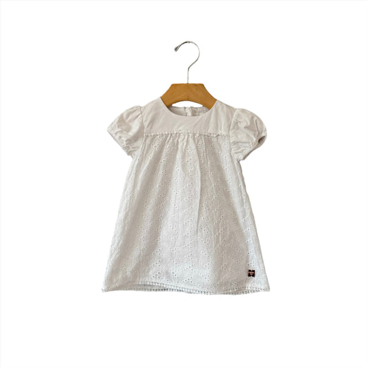 Carrement Beau / White eyelet dress / 12M