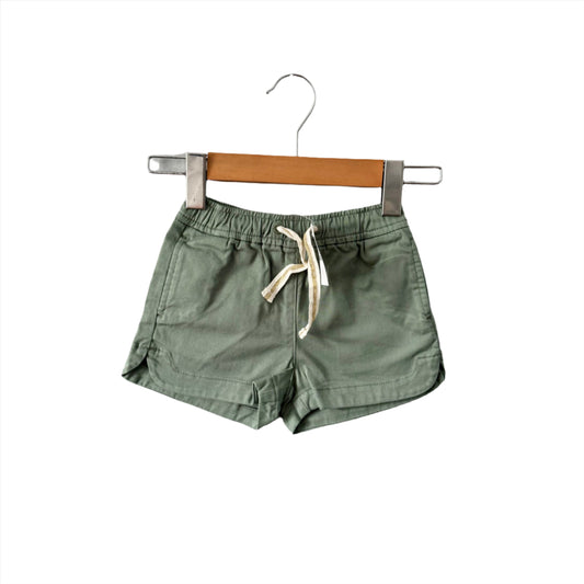 Crewcuts / Girls' fishtail-hem short in chino - Green - New with tag / 3Y