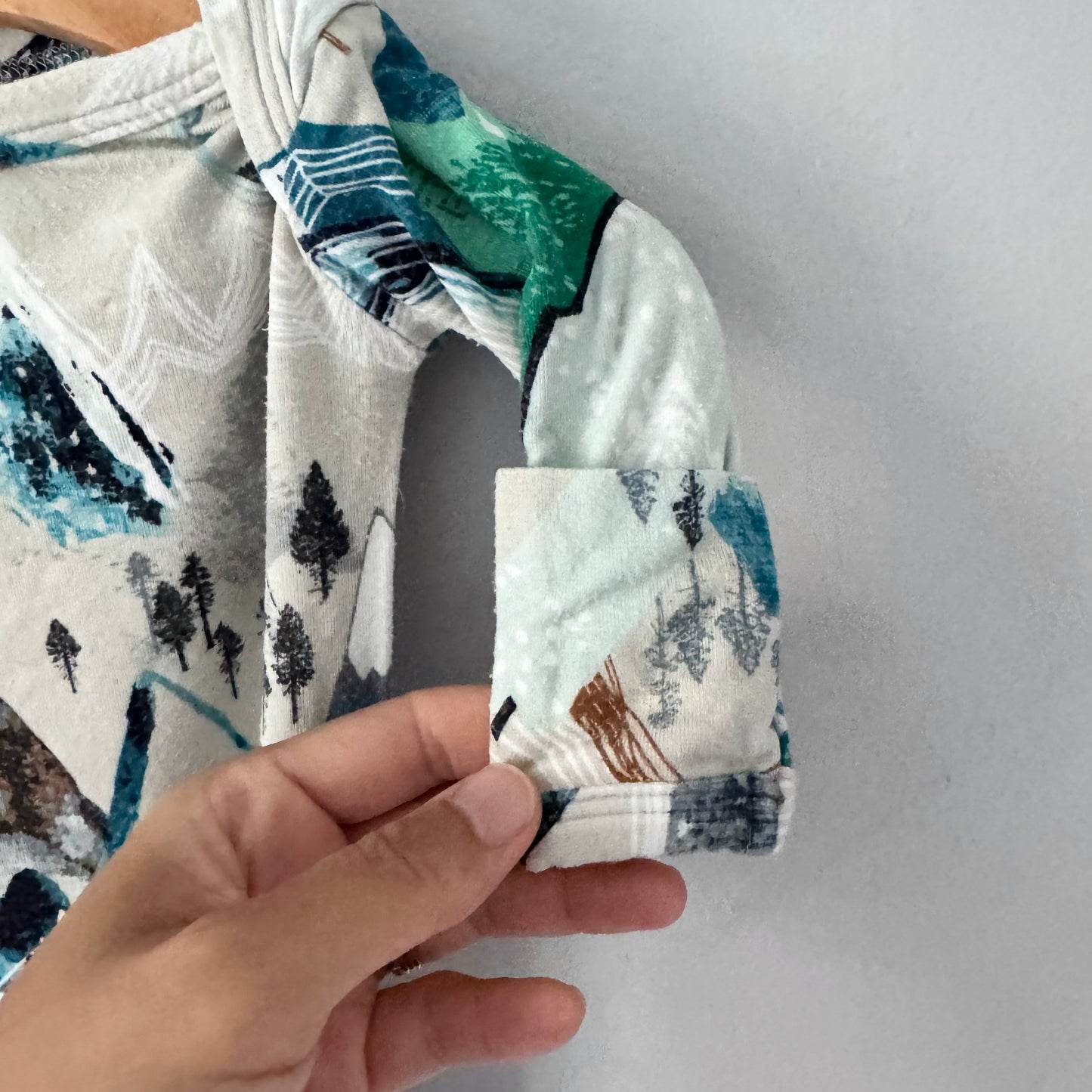 Milk Snob / Light grey x mountain gown / 0-3M