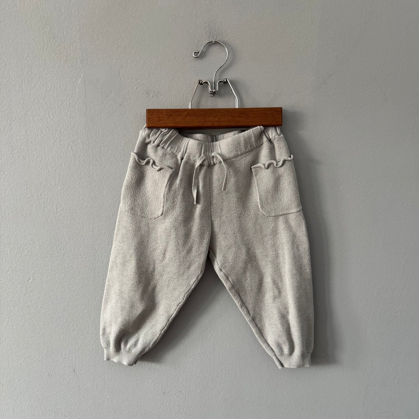 Zara / Light grey knit pants / 3-4Y