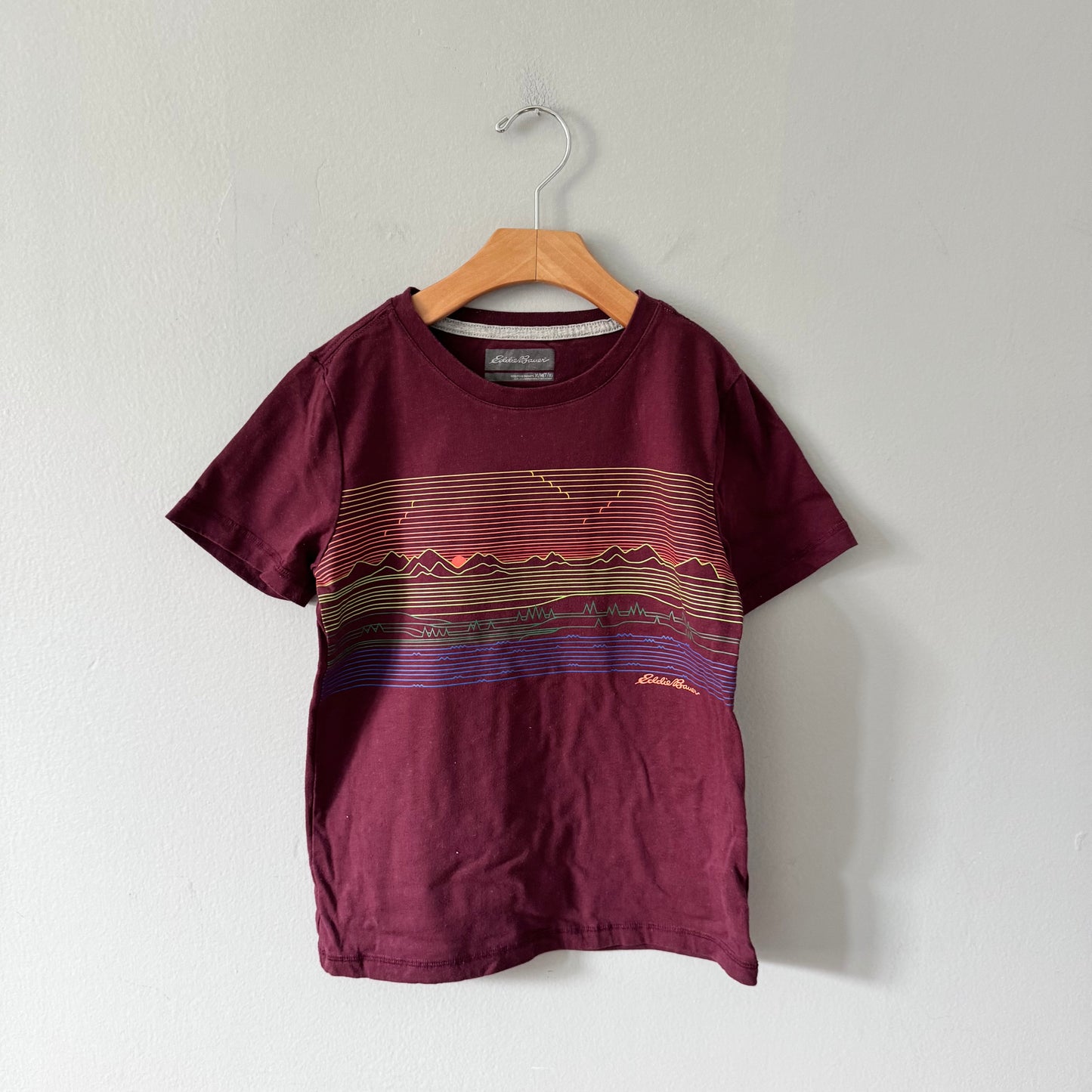 Eddie Bauer / Burgundy T-shirt / 7-8Y