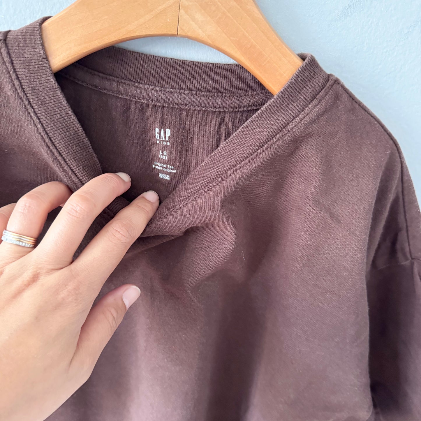 Gap / Brown T-shirt / 10Y