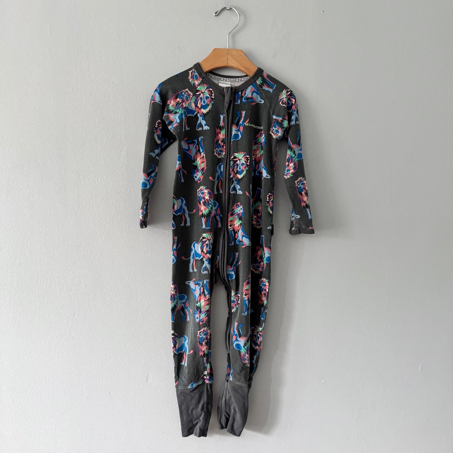 Bonds / Dark grey romper / 18-24M