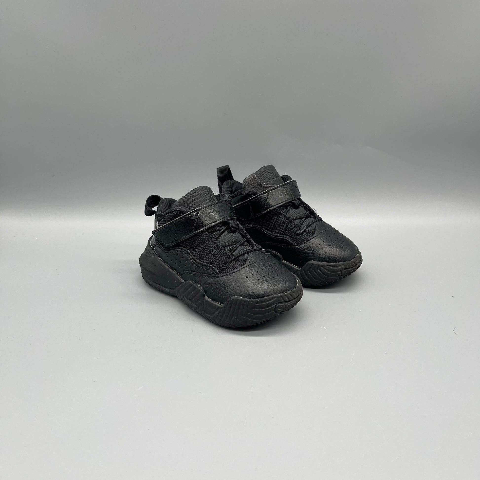 Nike Air Jordan Runner US6 tetote kidswear