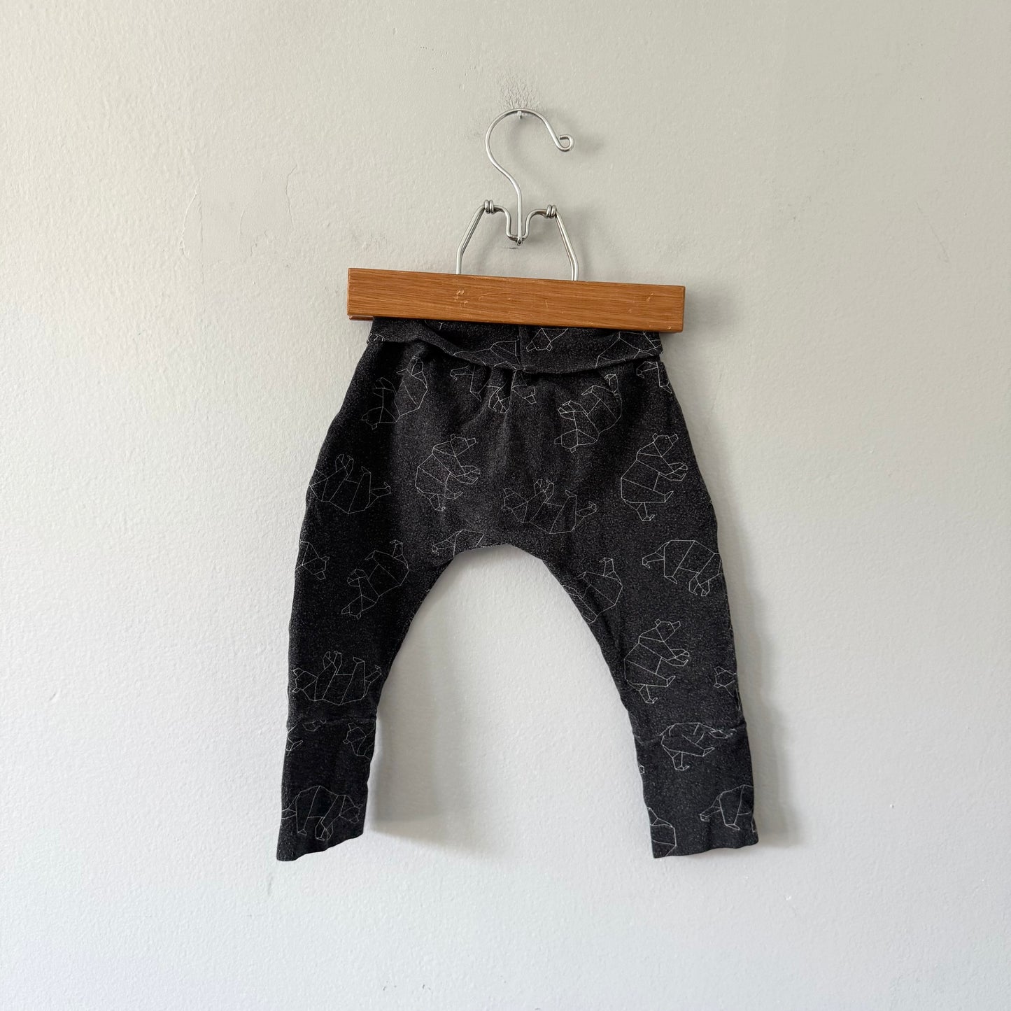 Handmade / Black x bear harem pants / 6-12M