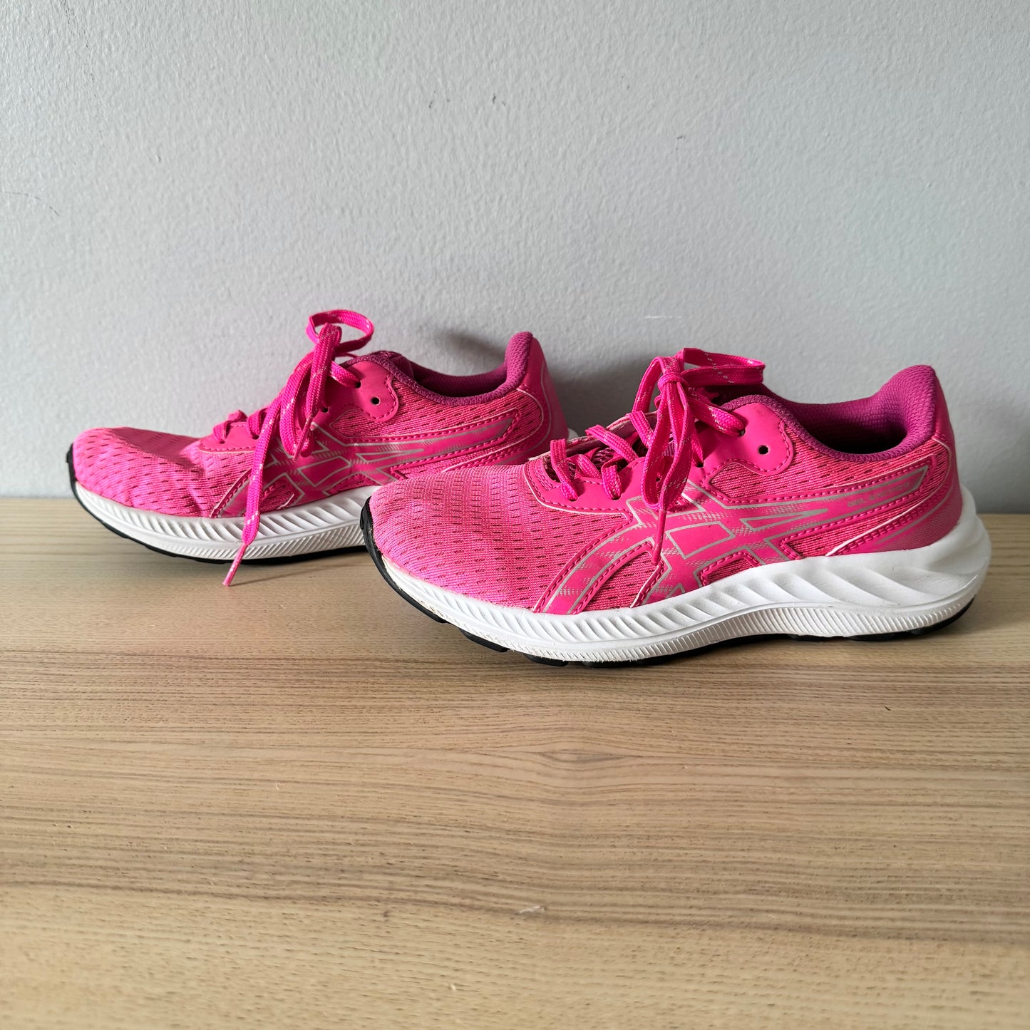Asics / Sneaker / J3.5