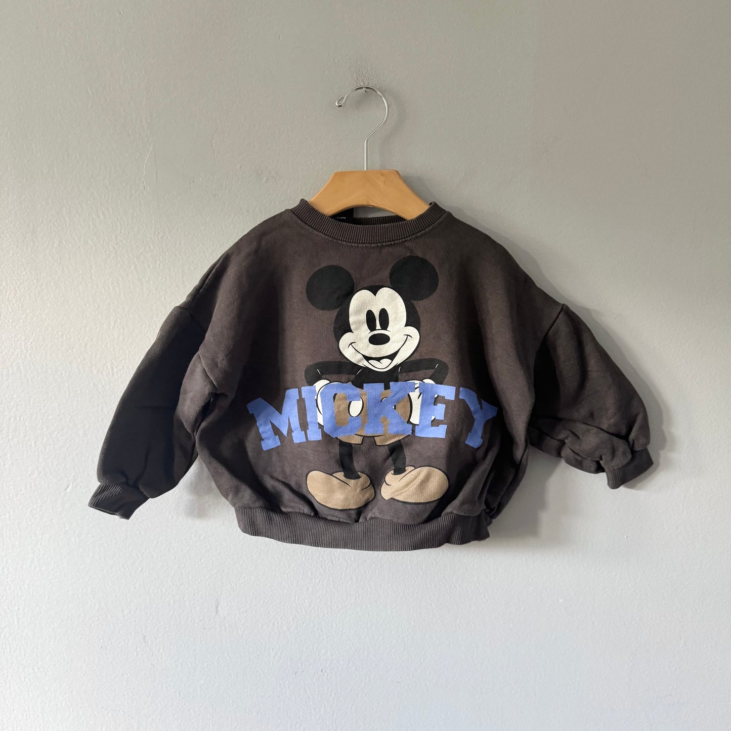 Zara / Mickey boxy sweatshirt / 3-4Y