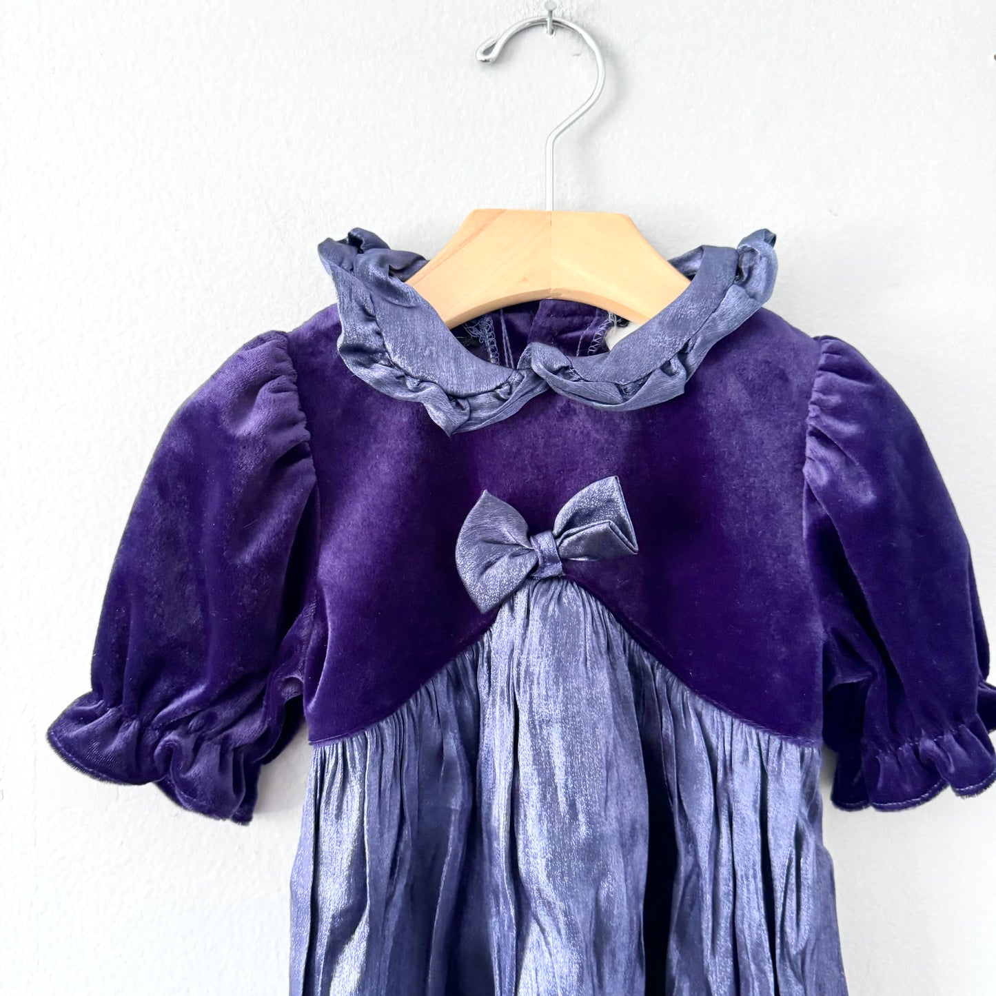 Vintage / Purple dress / 3-4Y