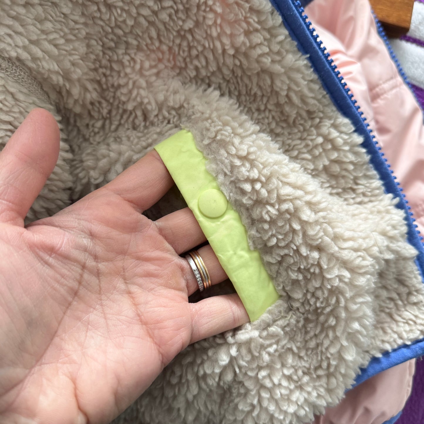 Patagonia / Baby Reversible Tribbles Hoody / 12-18M