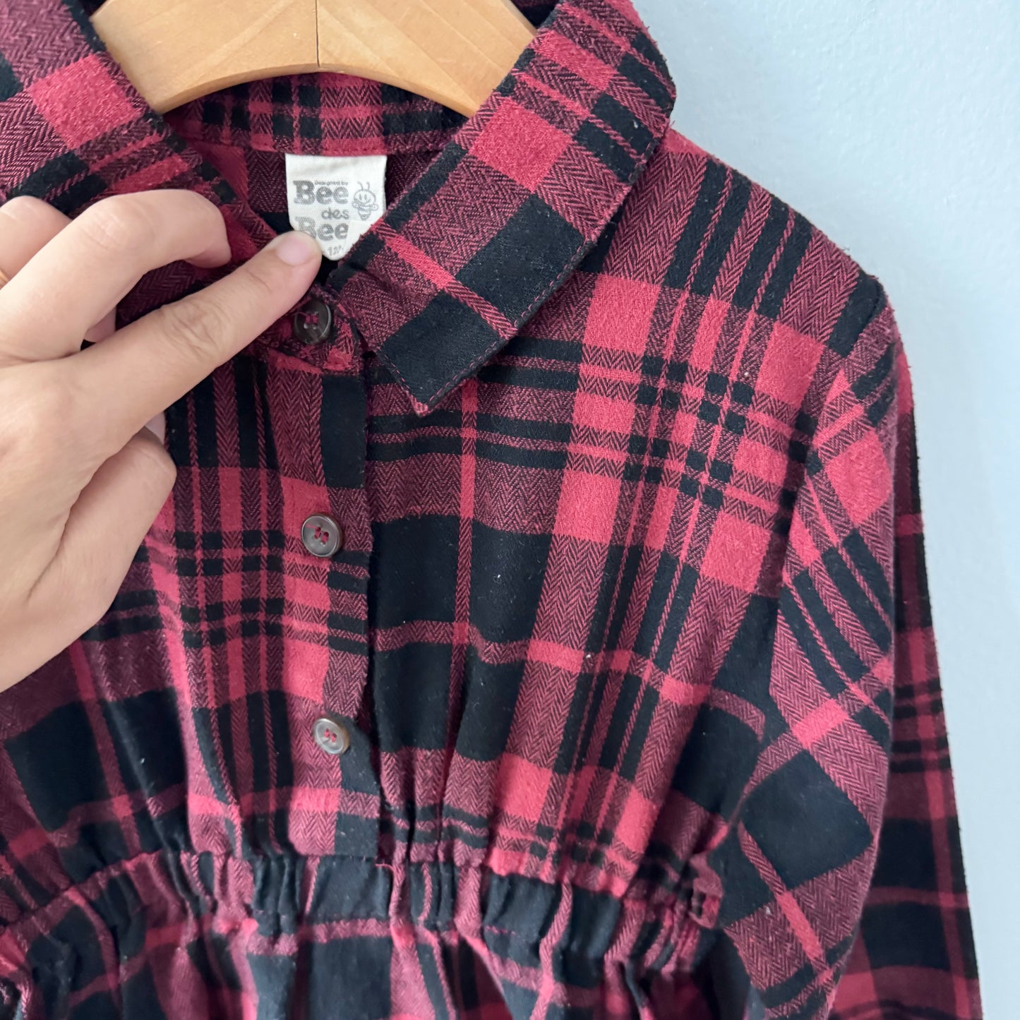 Bee des bee / Red black flannel dress / 6Y