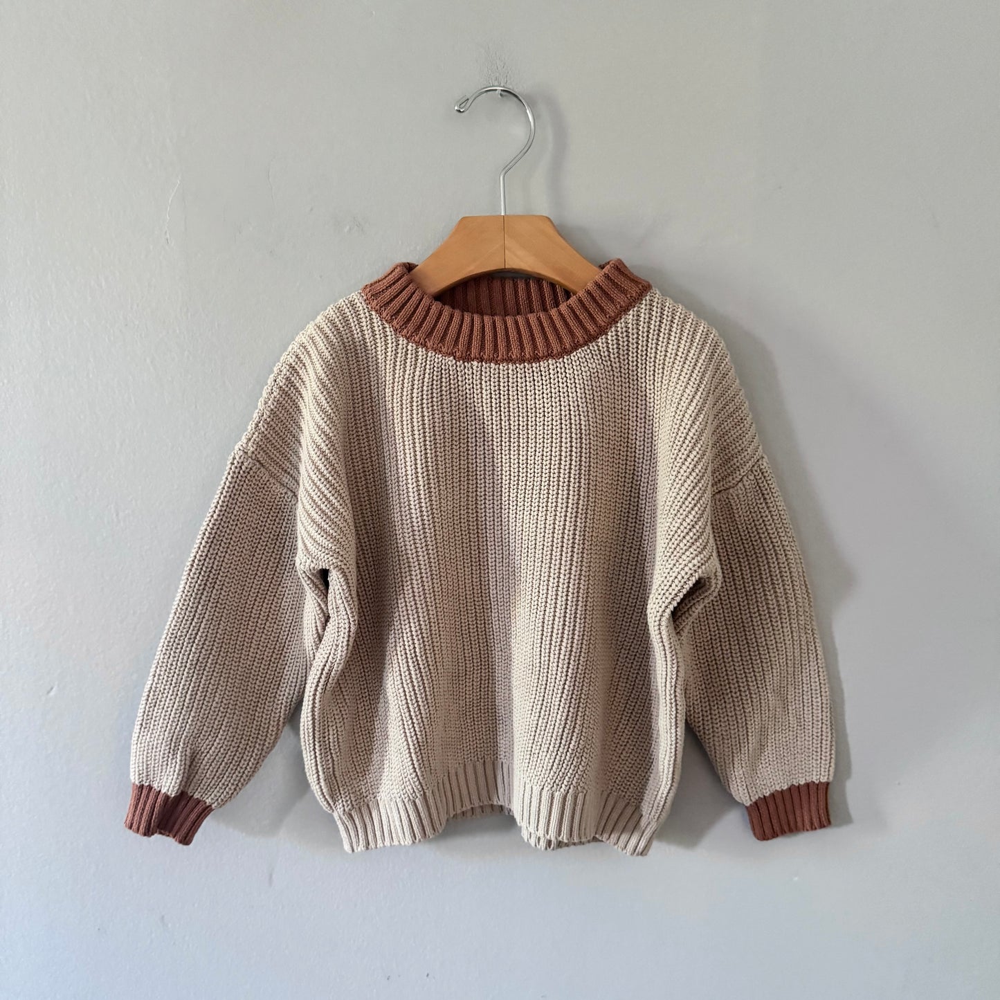 Kindly / Beige ribbed cotton knit pullover / 4Y
