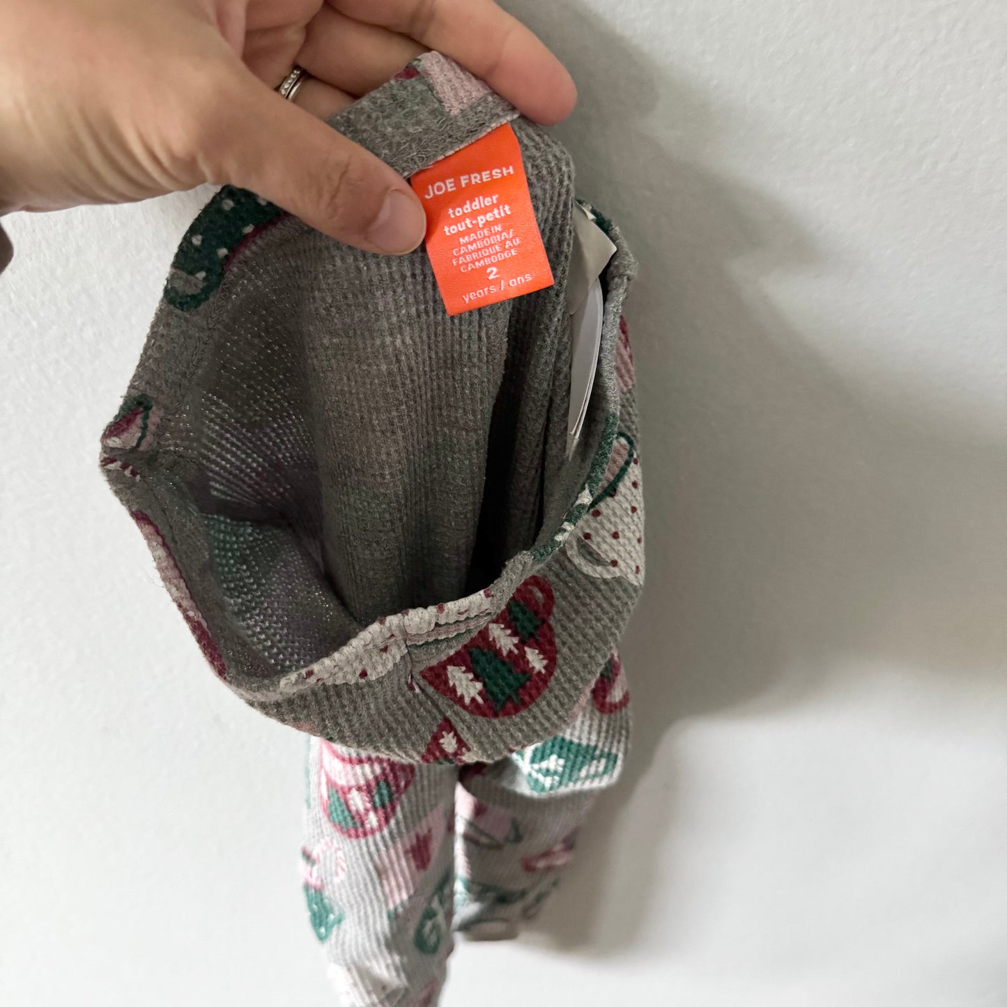 Joe Fresh / Waffle holiday cup pajama set / 2T